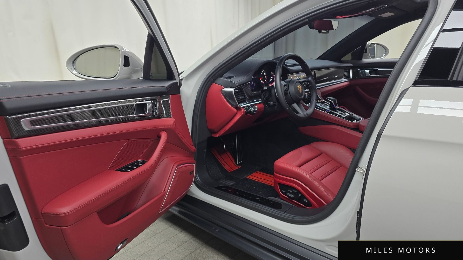 Porsche Panamera 2024 — миниатюра 11