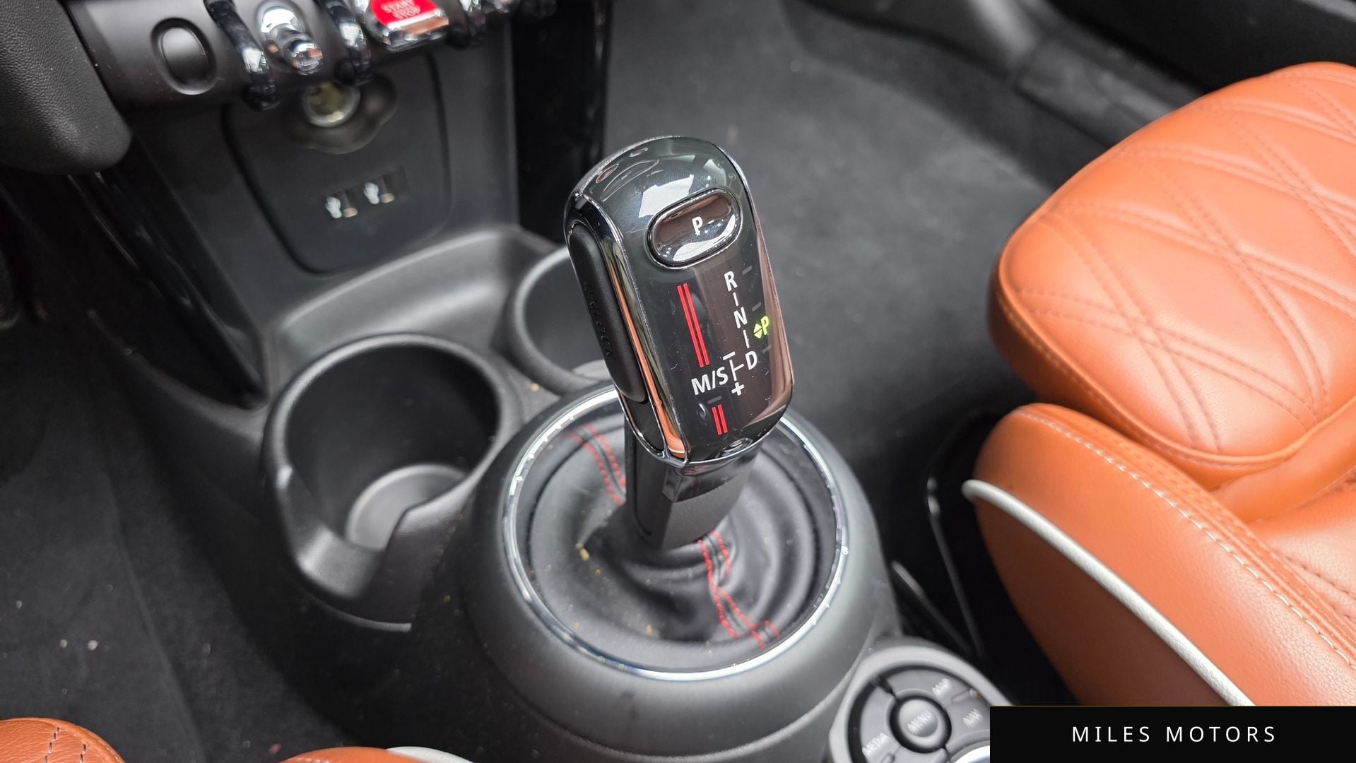 MINI Cooper Convertible 2020 — миниатюра 9