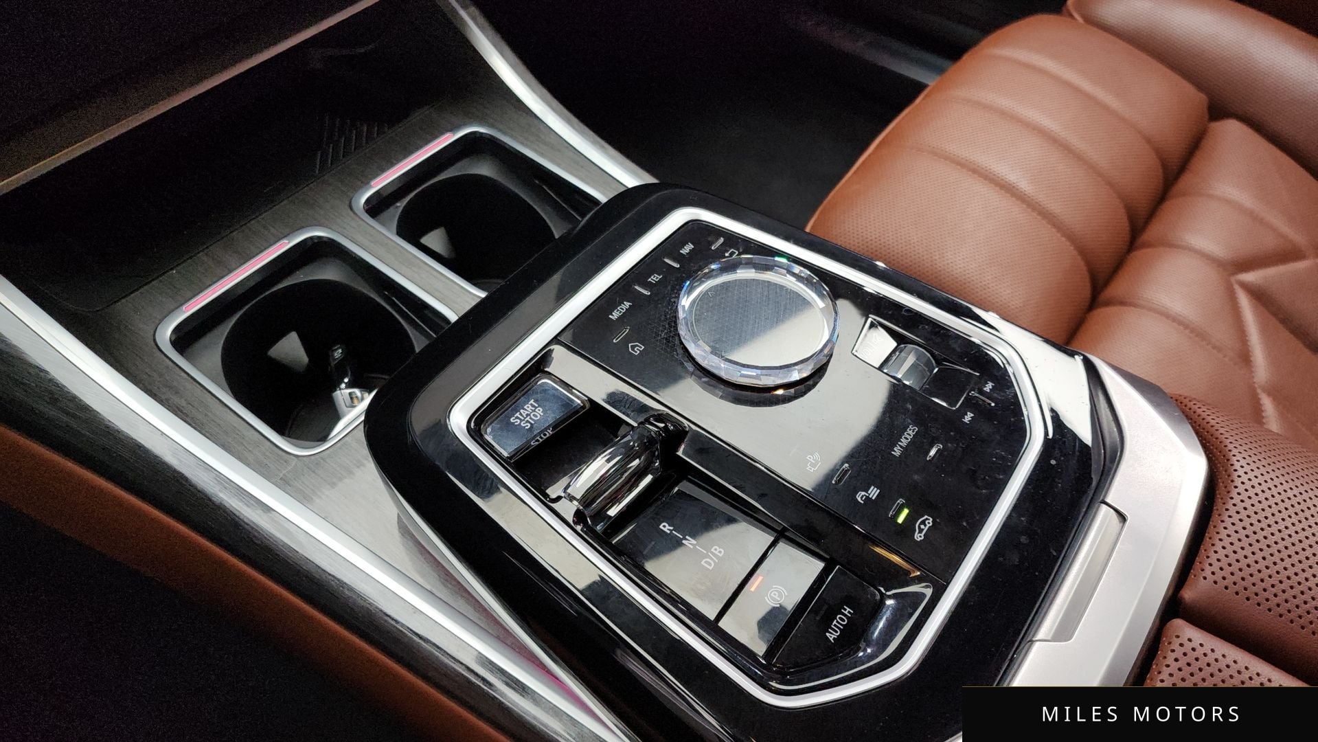 BMW i7 (G70) 2024 — миниатюра 9