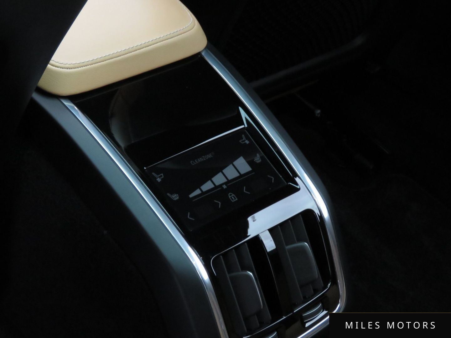 Volvo S90 2024 — миниатюра 9