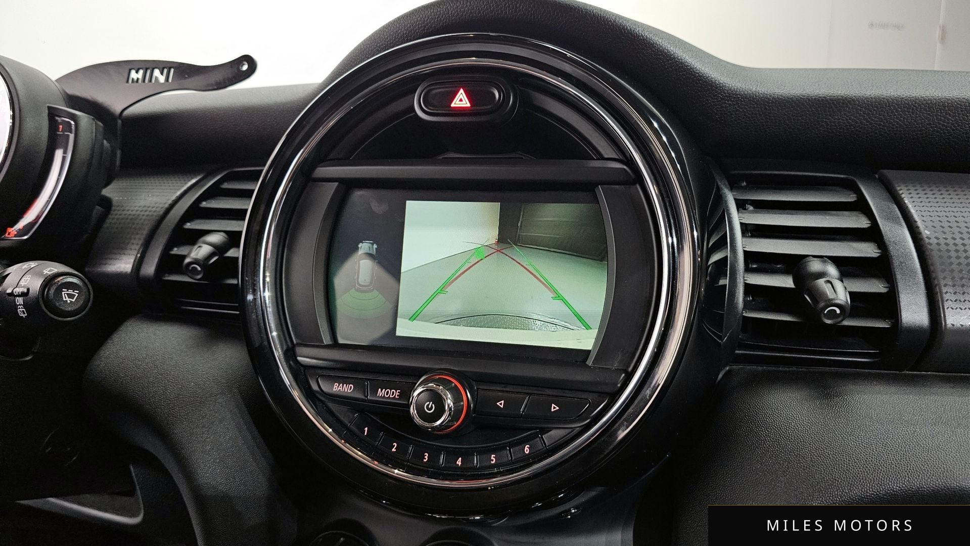 MINI Cooper 2019 — миниатюра 14