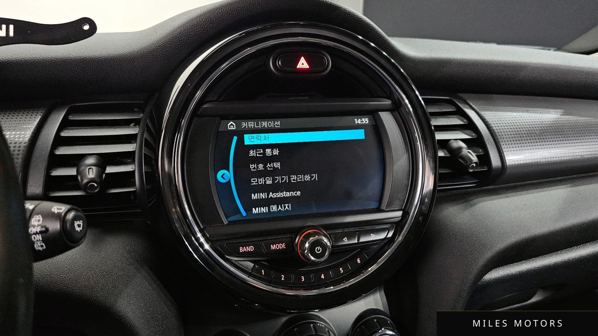 MINI Cooper 2019 — миниатюра 16