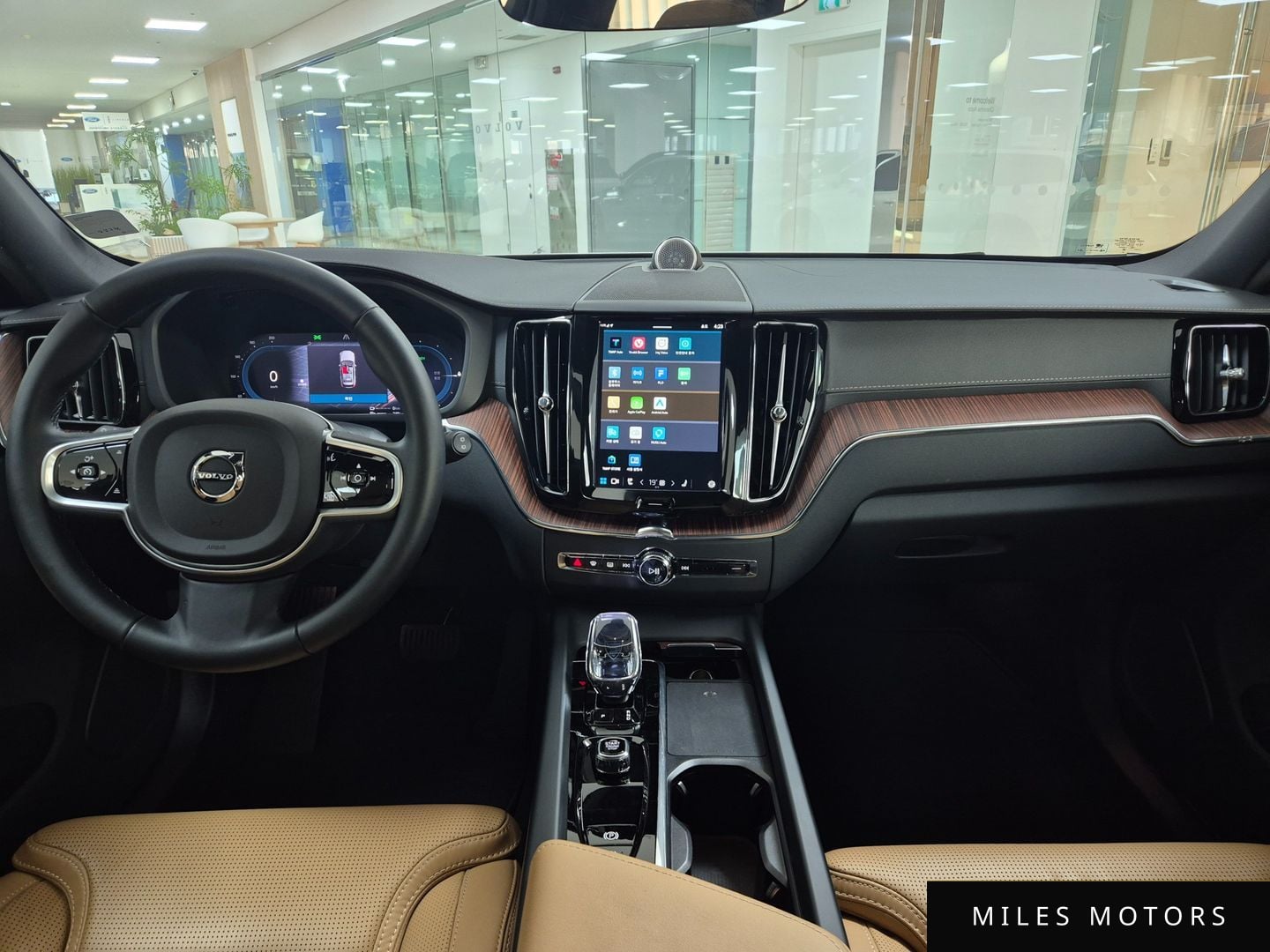 Volvo XC60 2025 — миниатюра 7