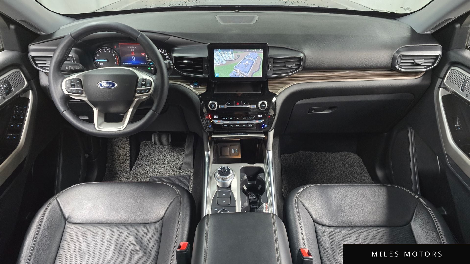 Ford Explorer 2021 — миниатюра 7