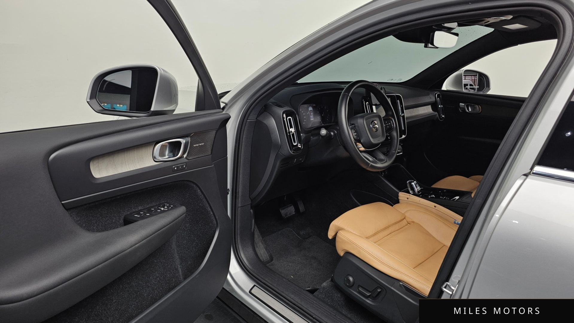 Volvo XC40 2019 — миниатюра 10