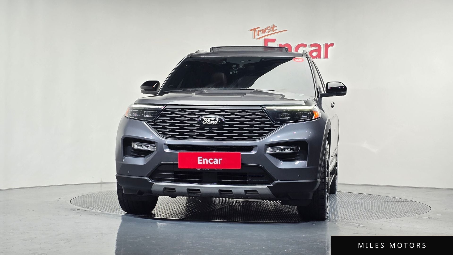 Ford Explorer 2021 — миниатюра 3