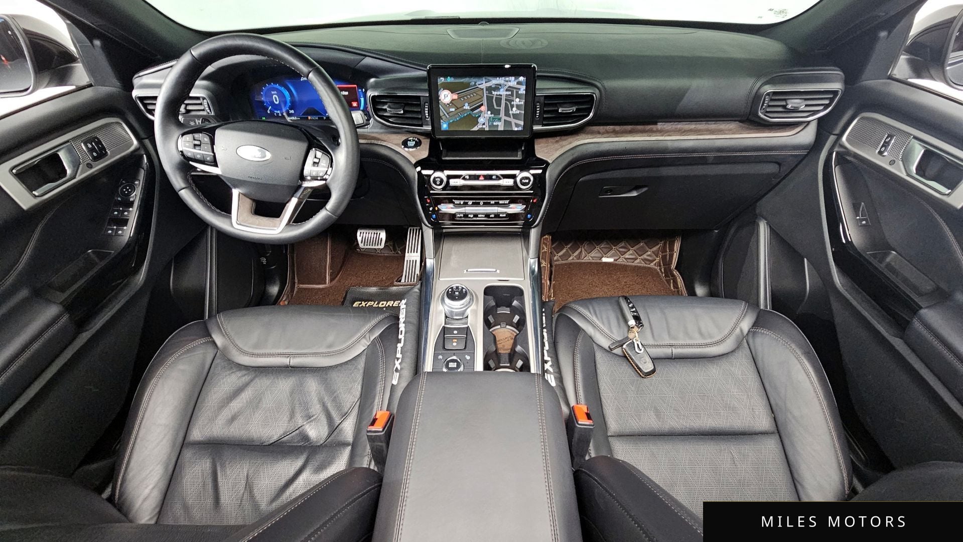 Ford Explorer 2021 — миниатюра 7