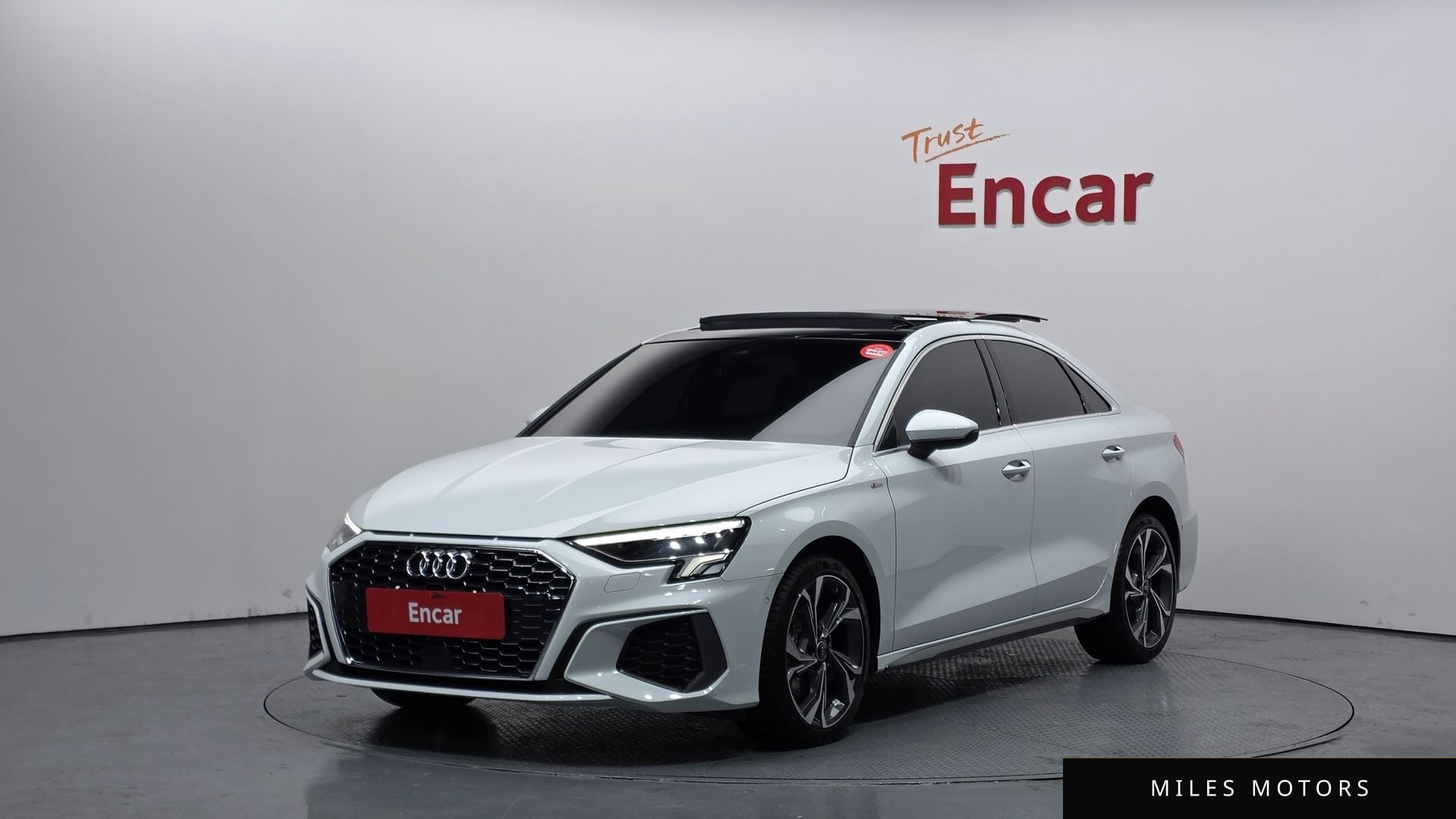 Audi A3 (8Y) 2023 — фото 1 из 12