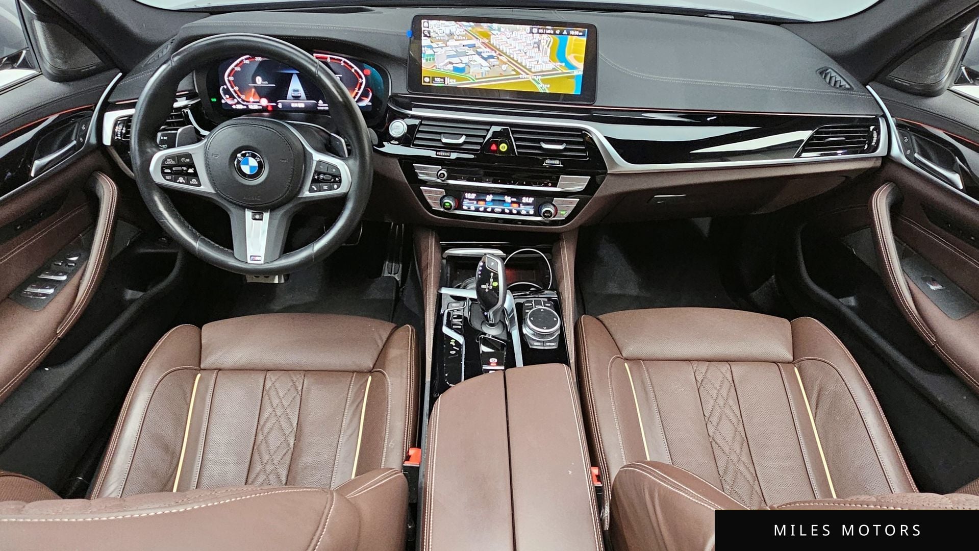 BMW 5 Series (G30) 2023 — миниатюра 7