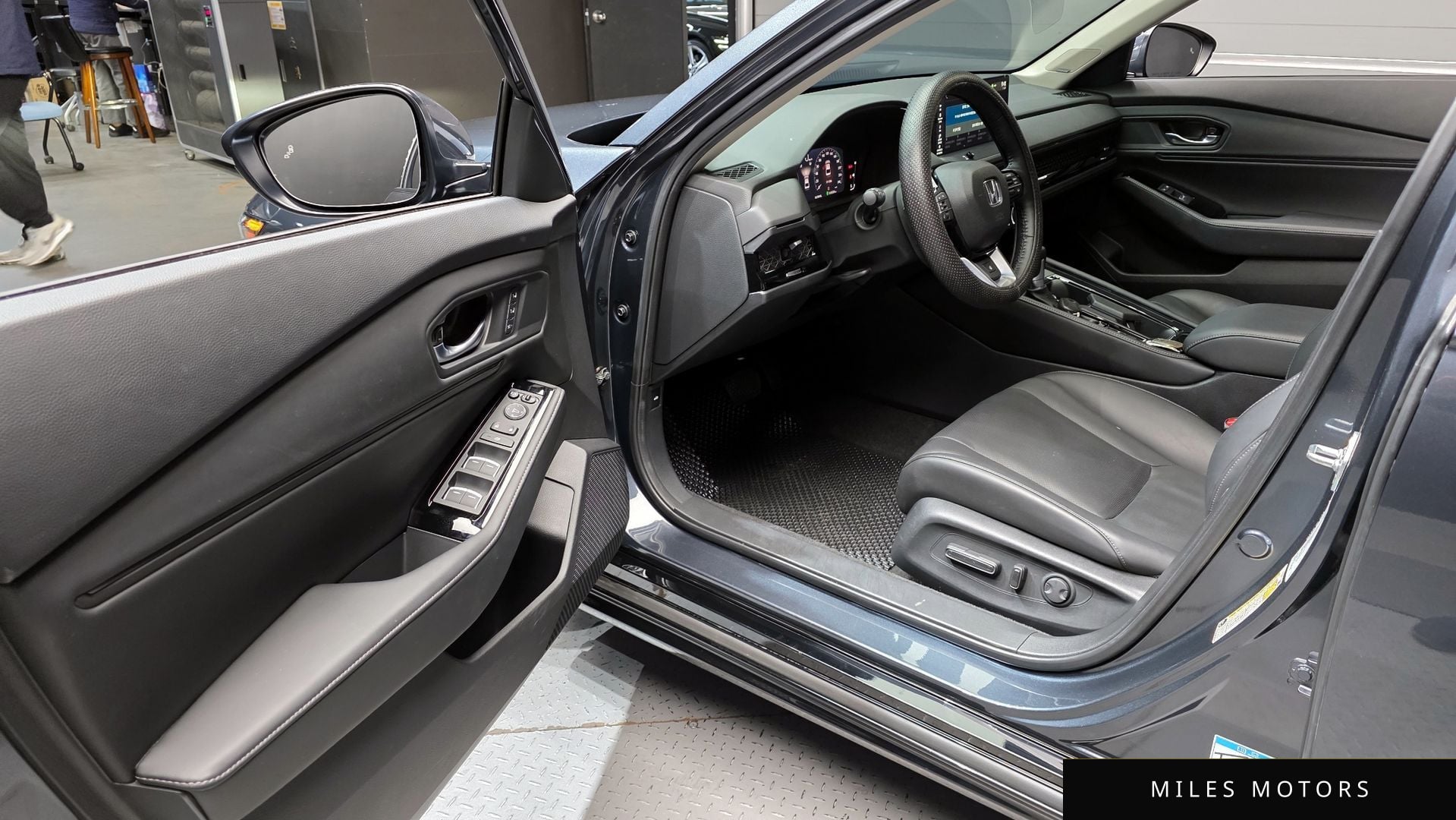 Honda Accord 2023 — миниатюра 11