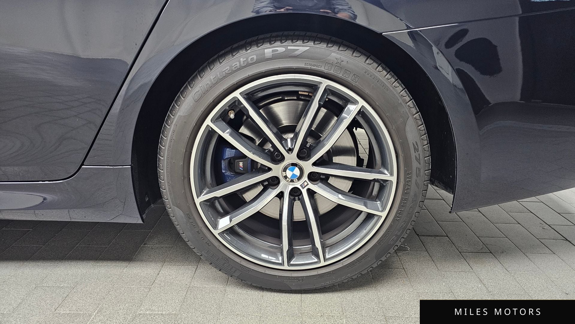 BMW 5 Series (G30) 2021 — миниатюра 5