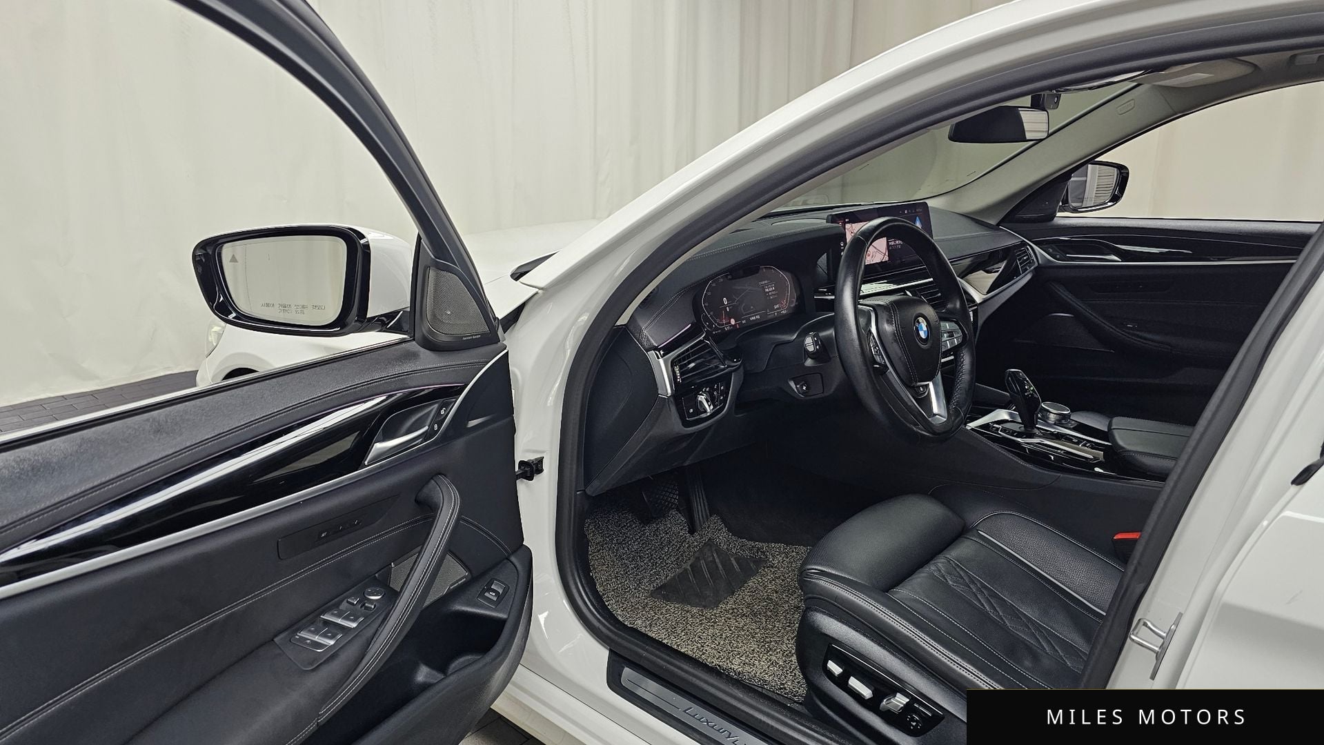 BMW 5 Series (G30) 2021 — миниатюра 10