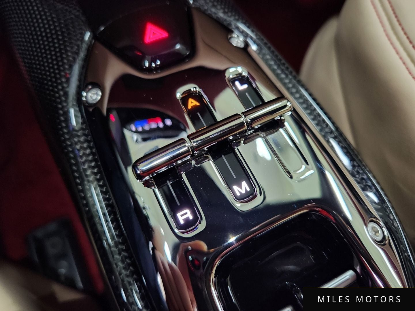 Ferrari 296 GTB 2023 — миниатюра 14