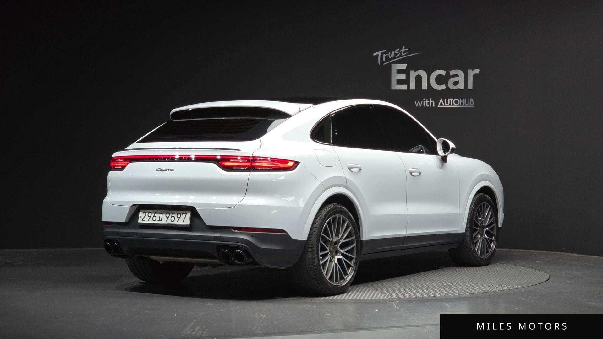 Porsche Cayenne 2020 — миниатюра 2