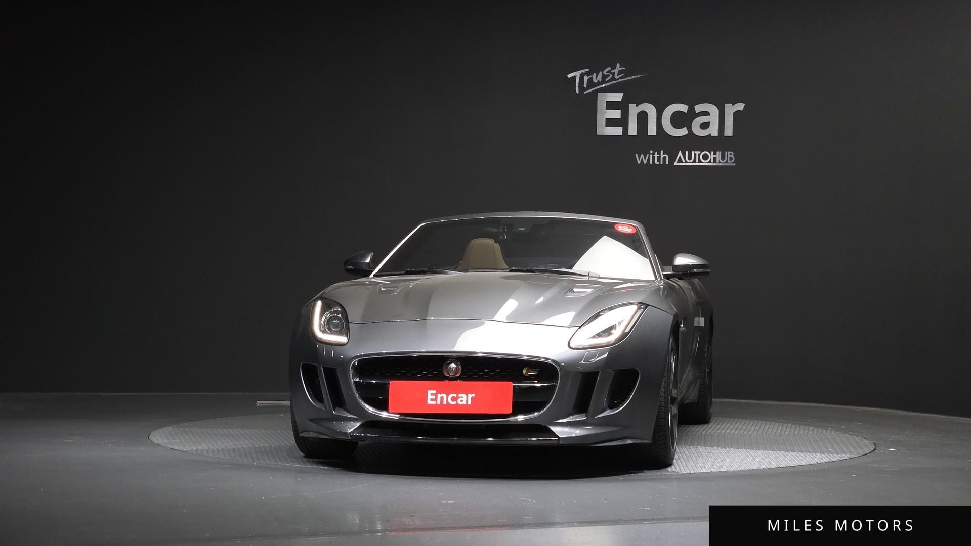 Jaguar F-TYPE 2017 — миниатюра 3