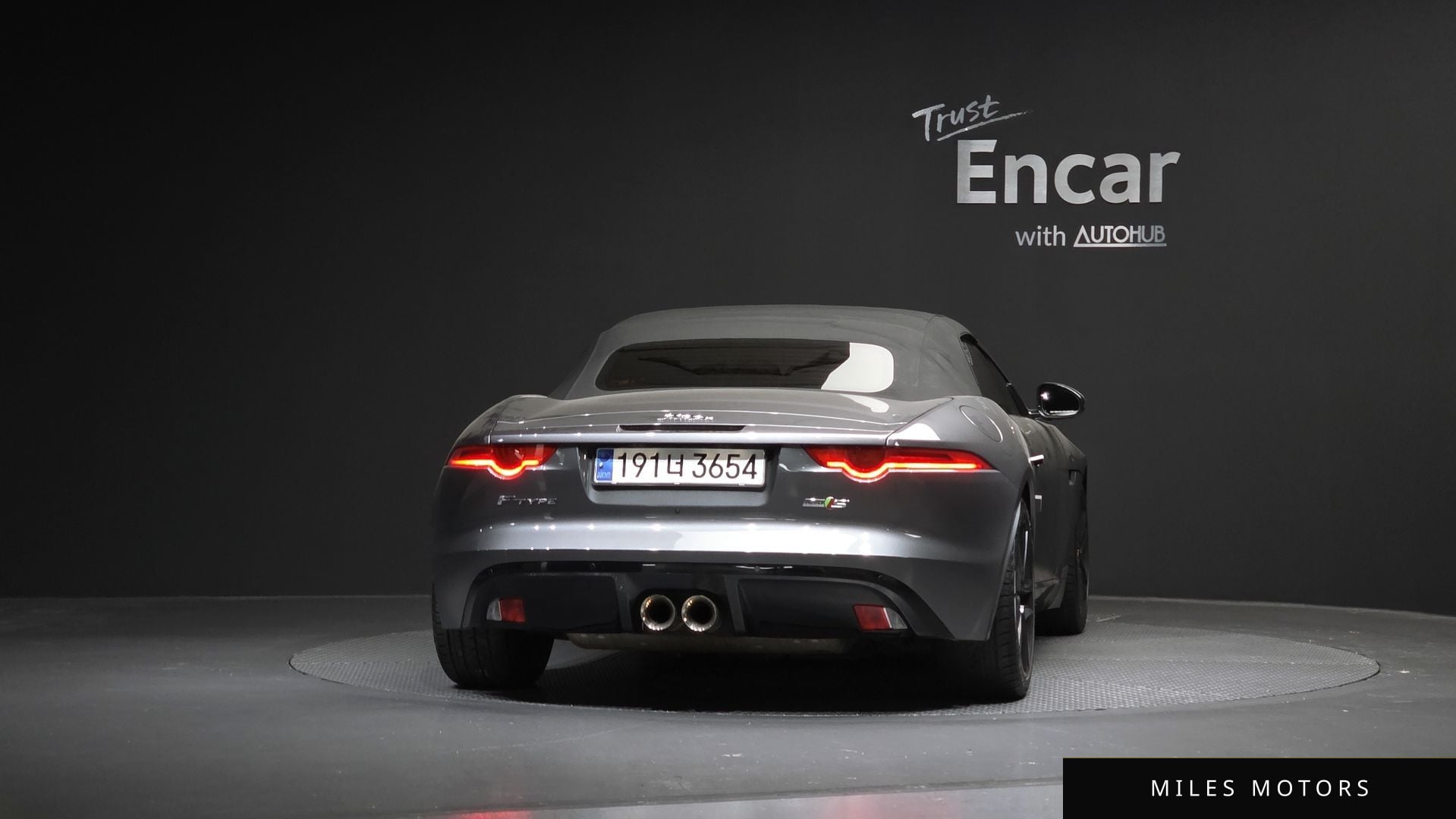 Jaguar F-TYPE 2017 — миниатюра 4