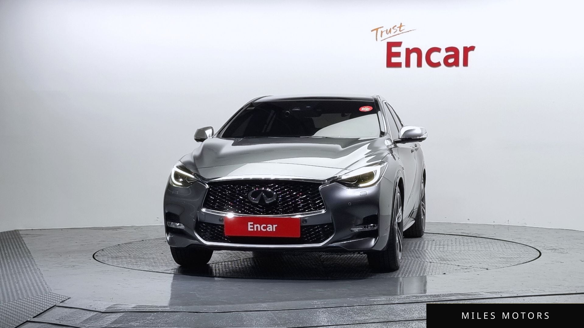 Infiniti Q30 2017 — миниатюра 3