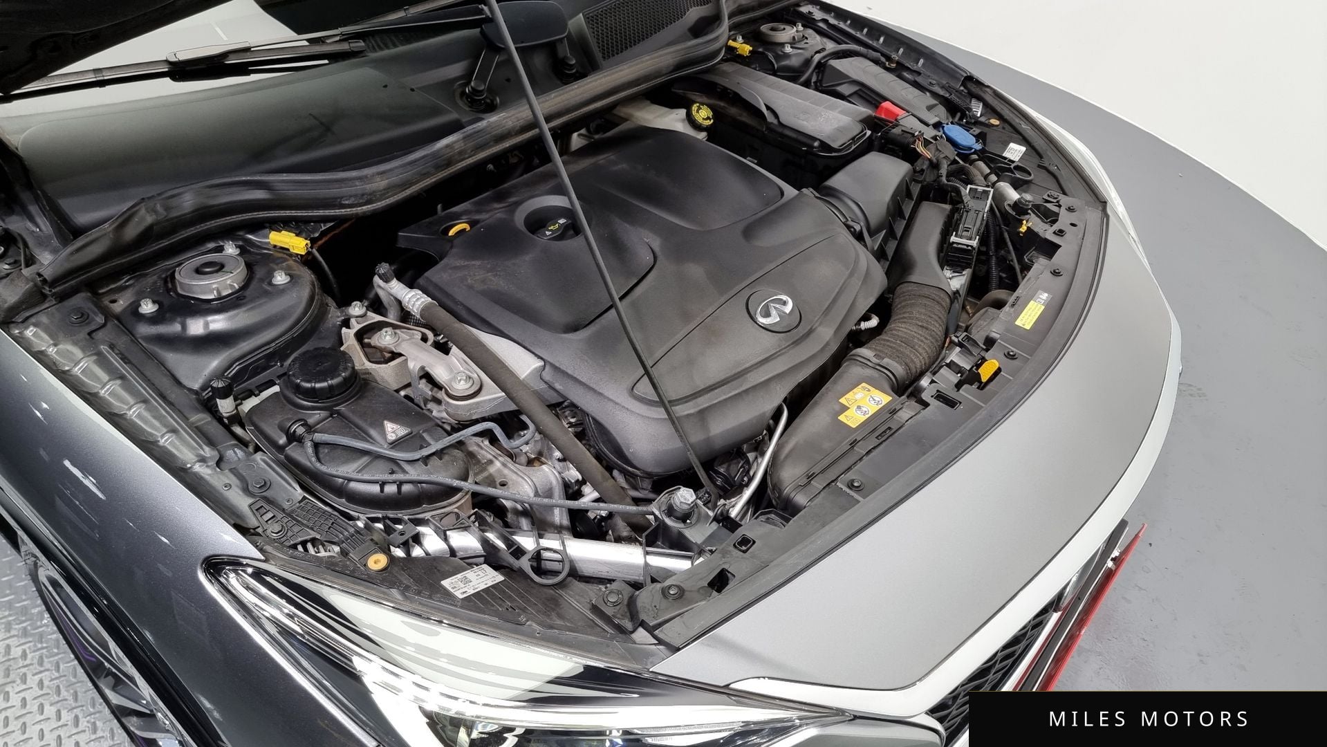 Infiniti Q30 2017 — миниатюра 6