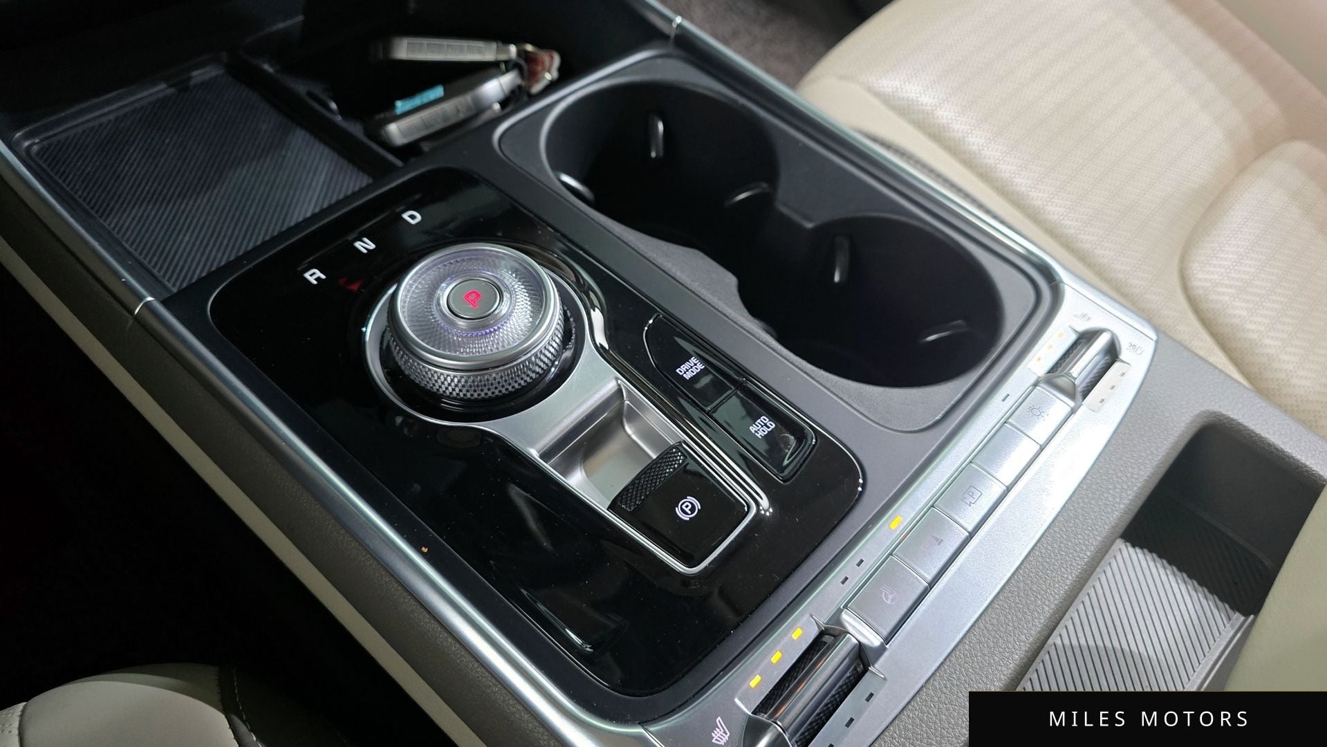 Kia Canival 2025 — миниатюра 9