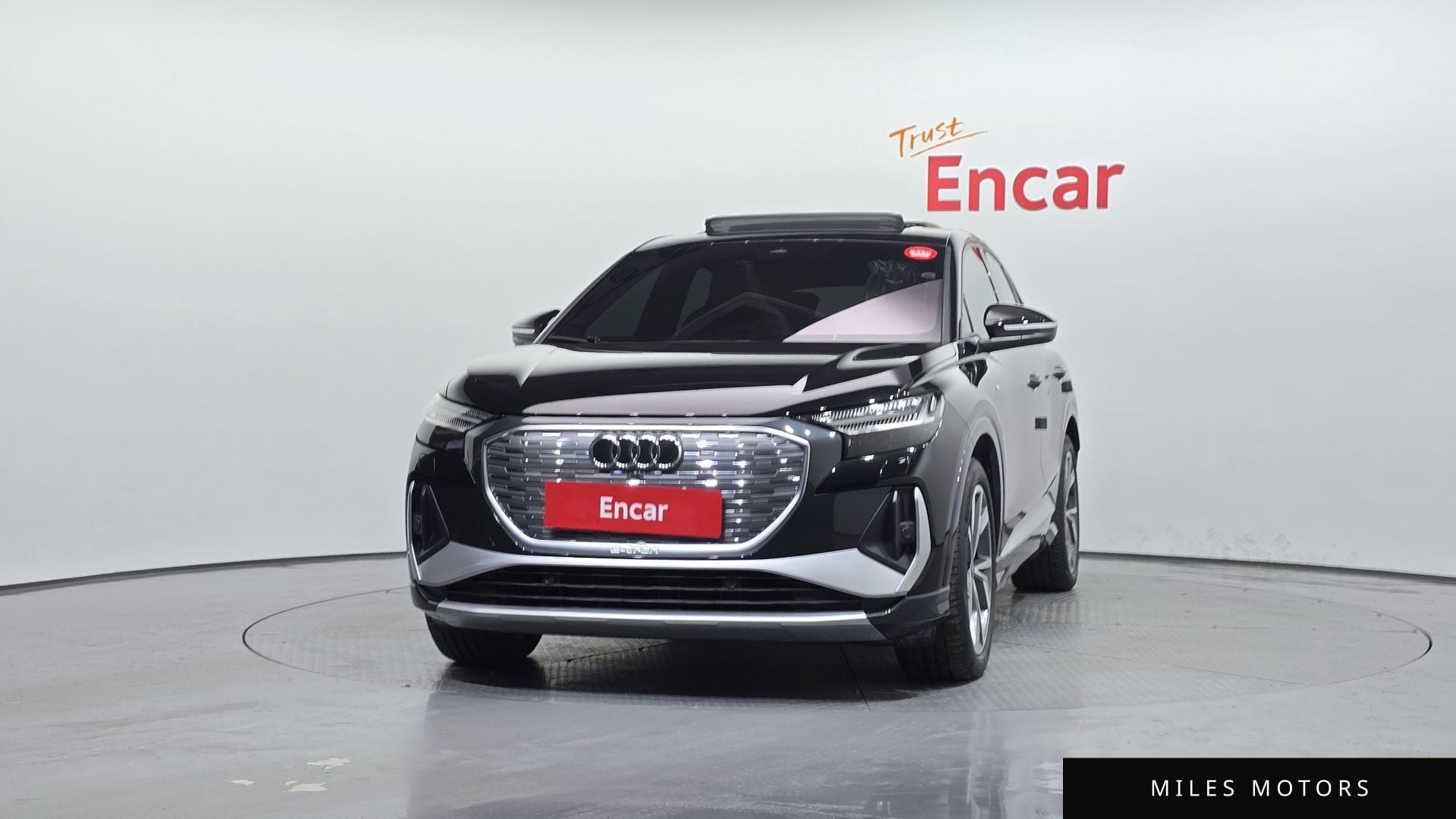 Audi Q4 e-tron 2022 — миниатюра 3