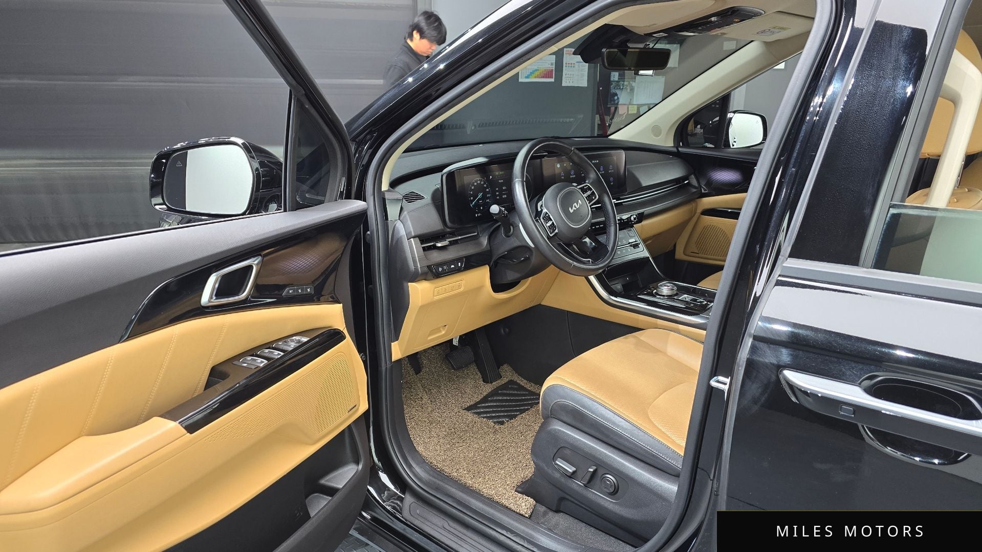 Kia Carnival 2022 — миниатюра 10
