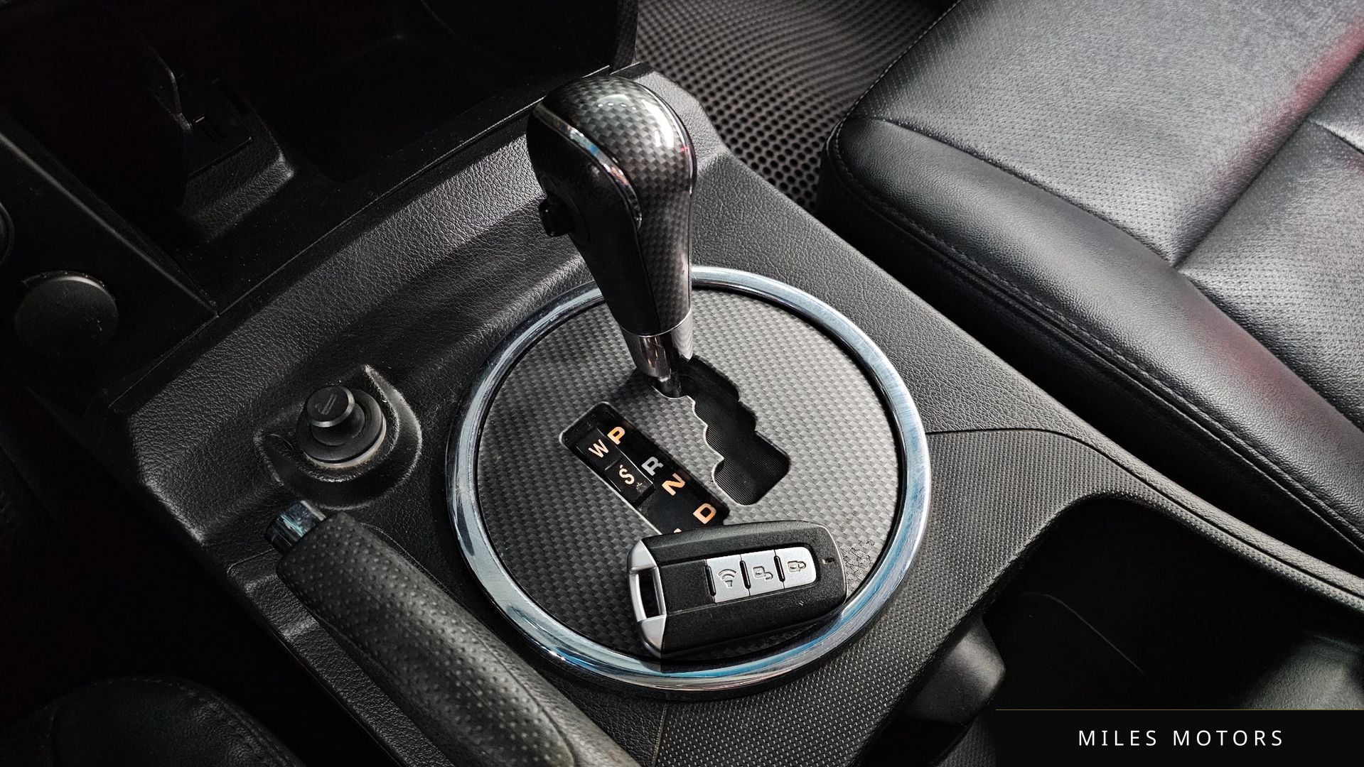KG Mobility KORANDO 2015 — миниатюра 9