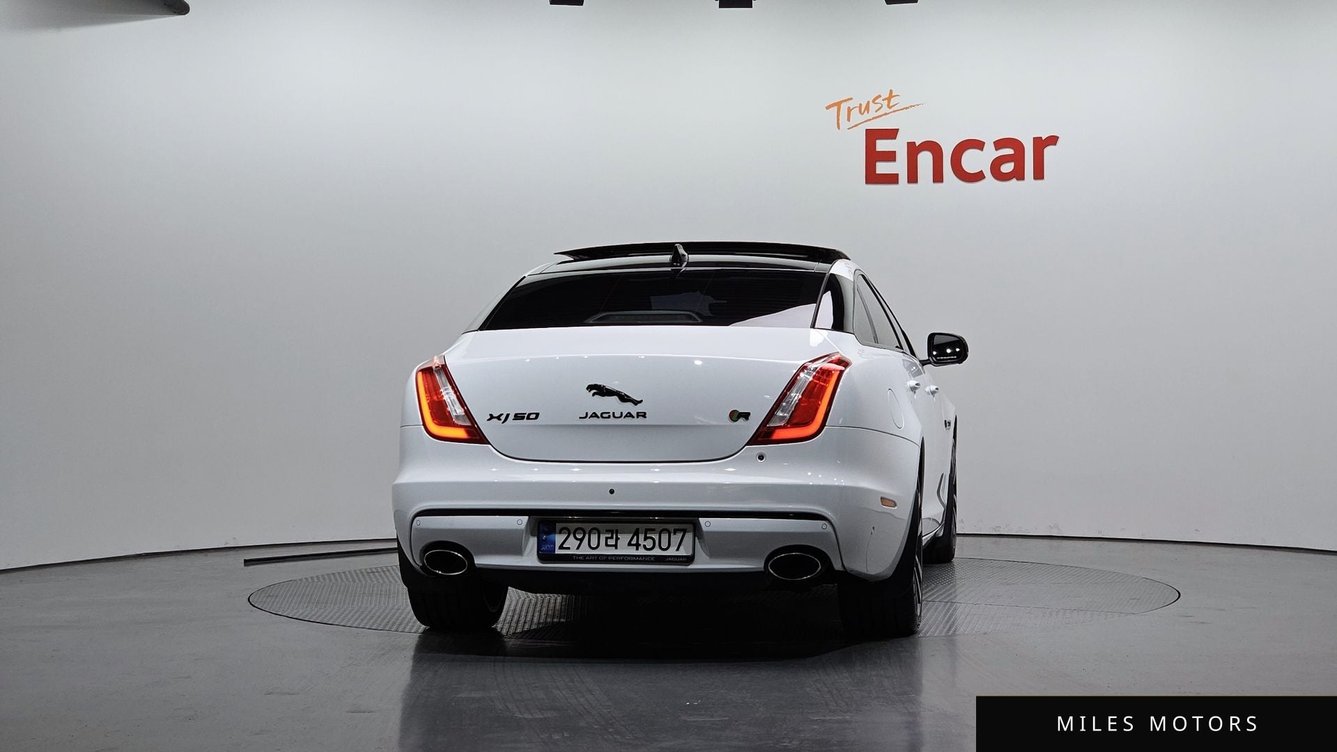 Jaguar All New XJ 2019 — миниатюра 4