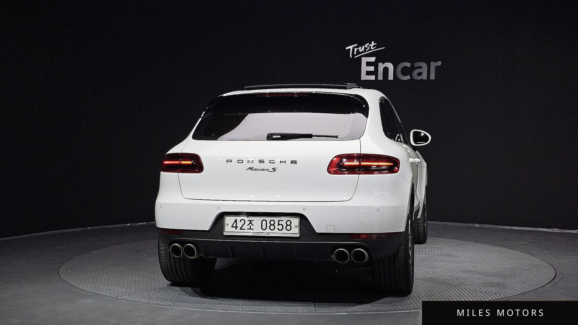 Porsche Macan 2017 — миниатюра 4
