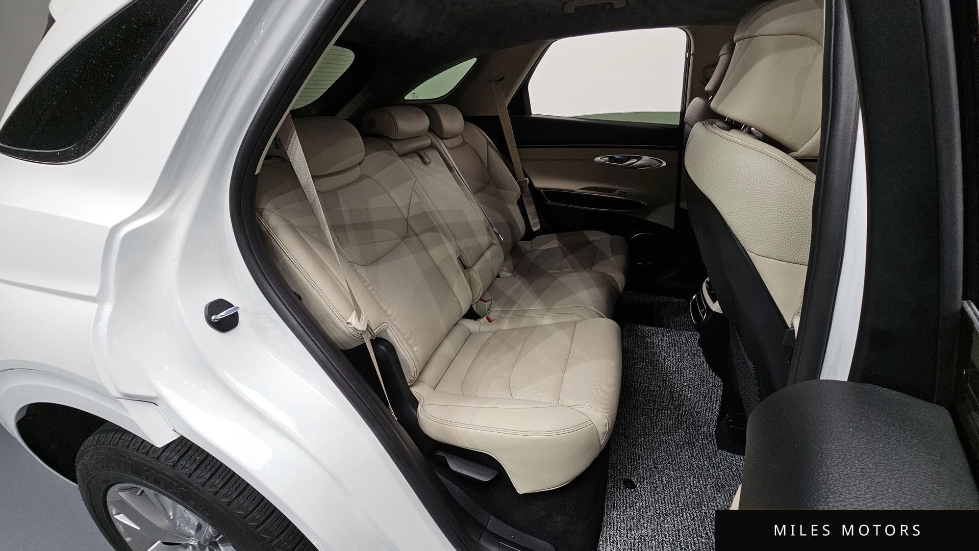 Genesis GV70 2023 — миниатюра 11
