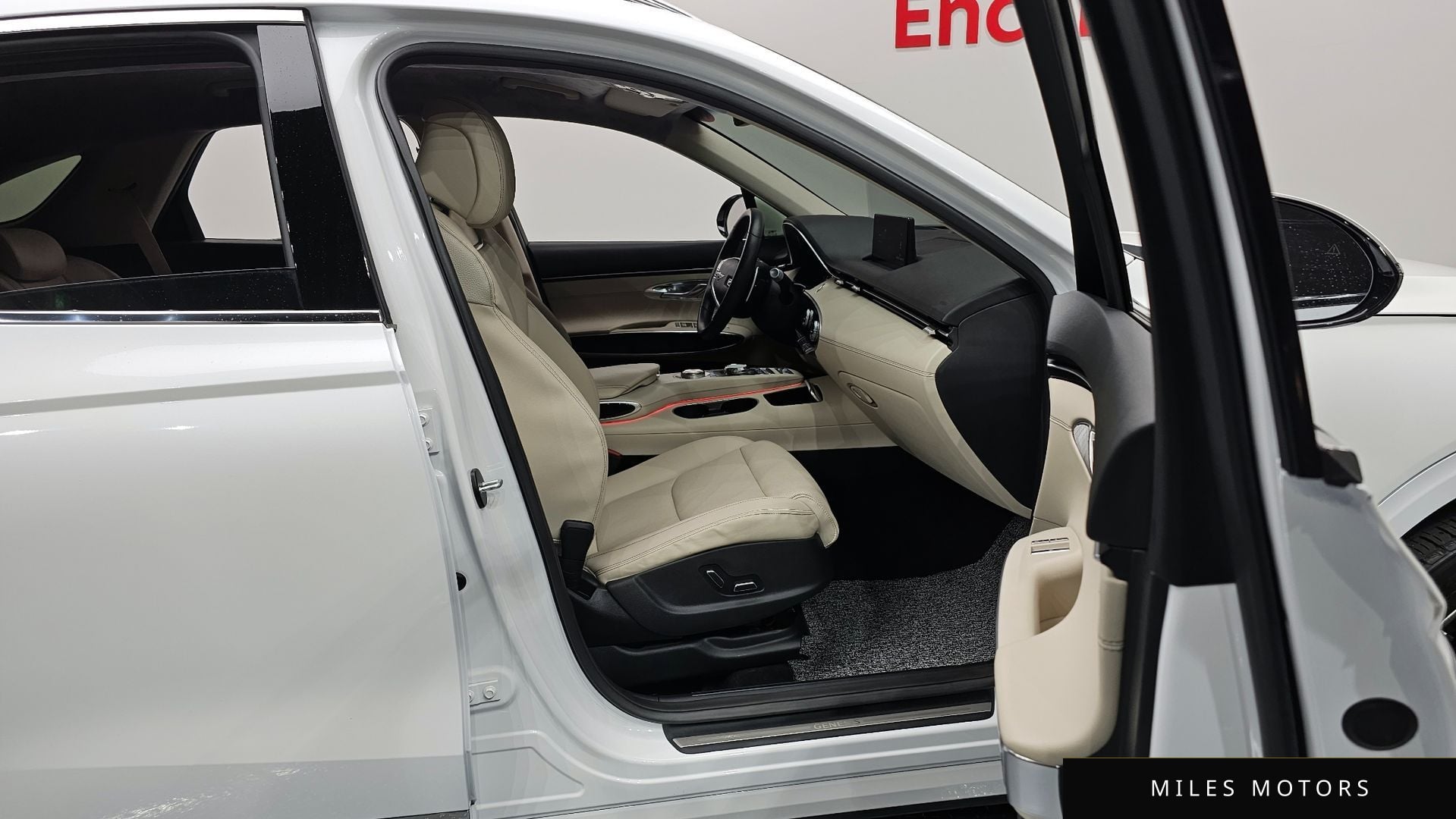 Genesis GV70 2023 — миниатюра 12