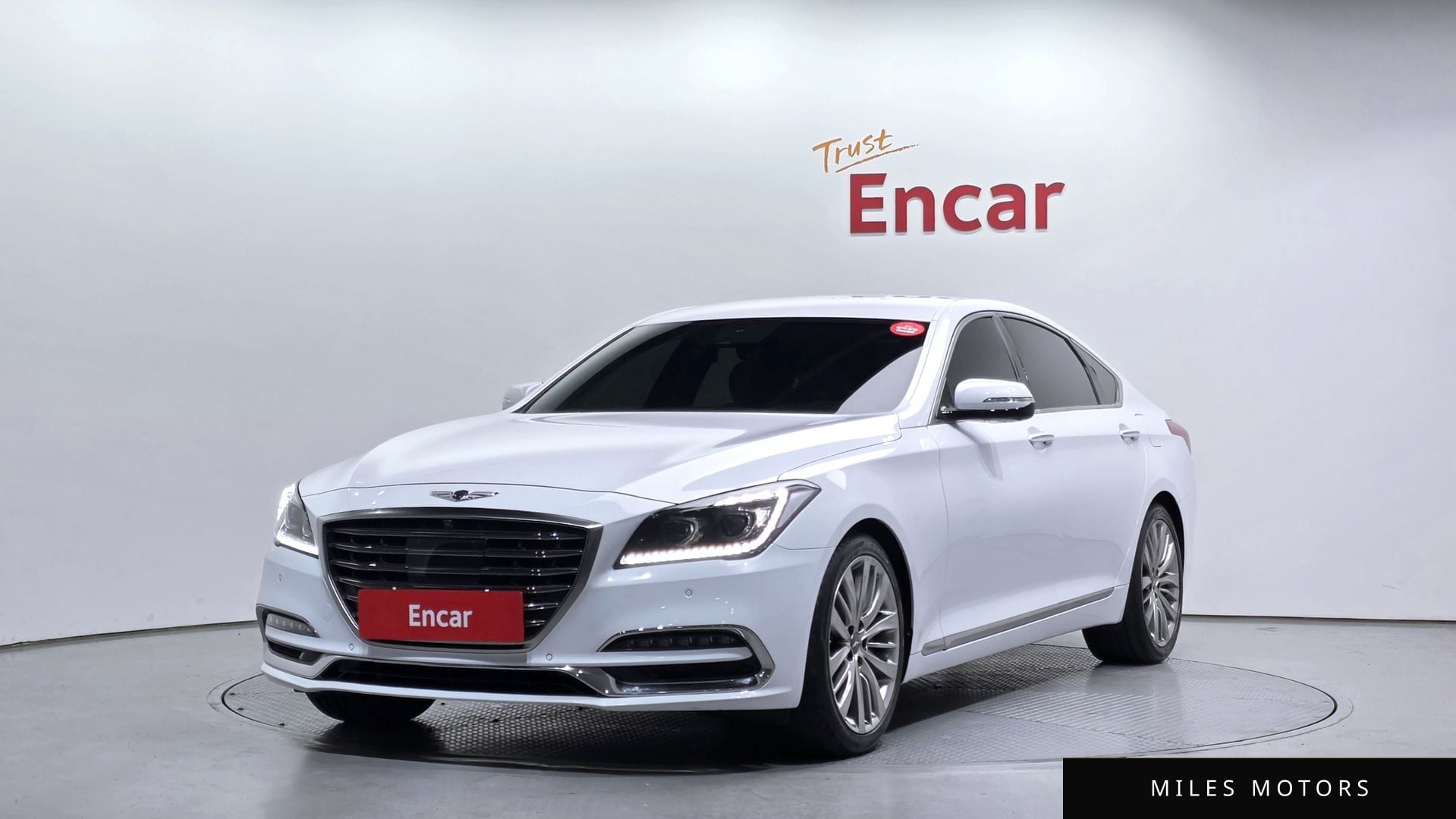 Genesis G80 2019 — фото 1 из 12