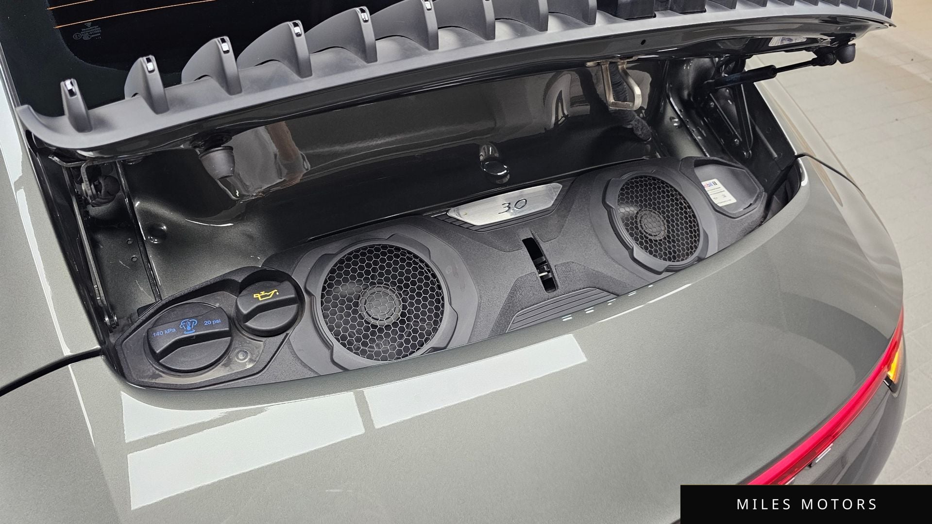 Porsche 911 (992) 2021 — миниатюра 6