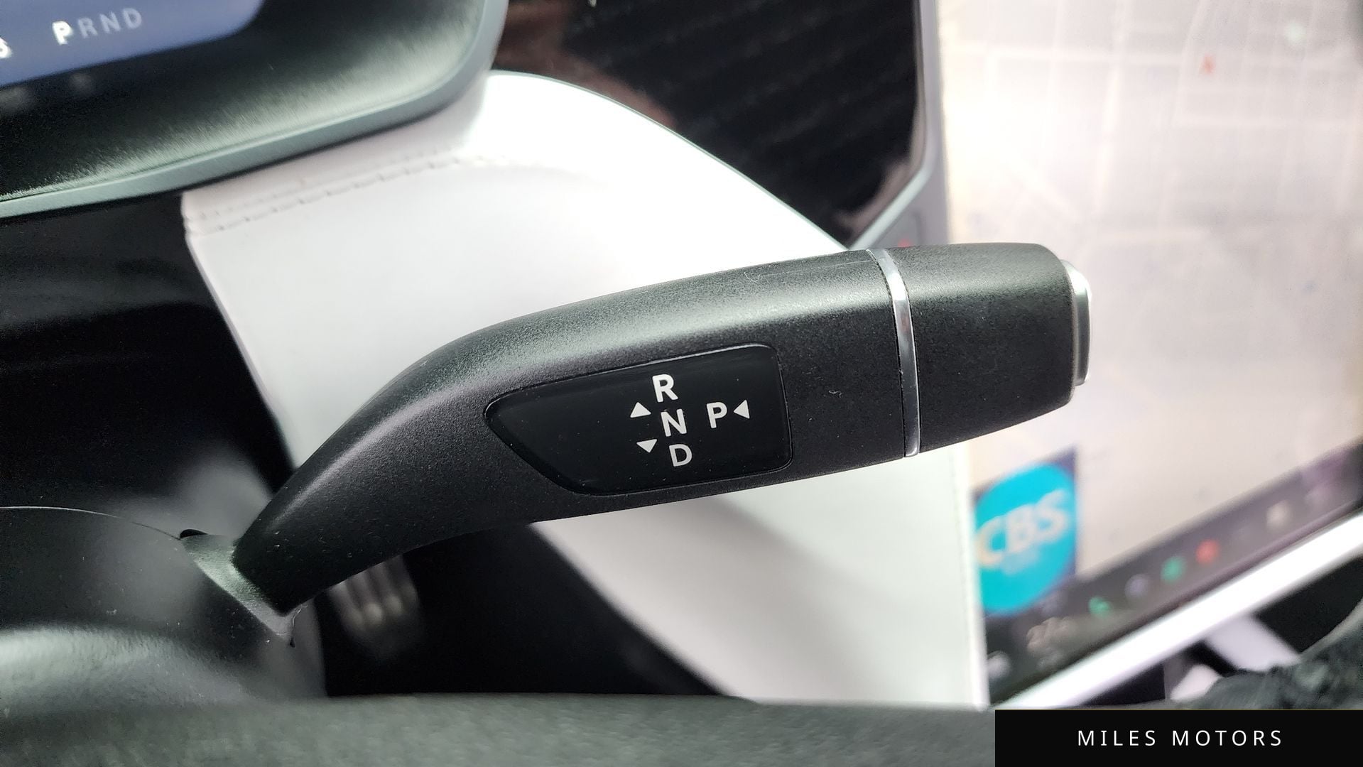 Tesla Model X 2019 — миниатюра 9