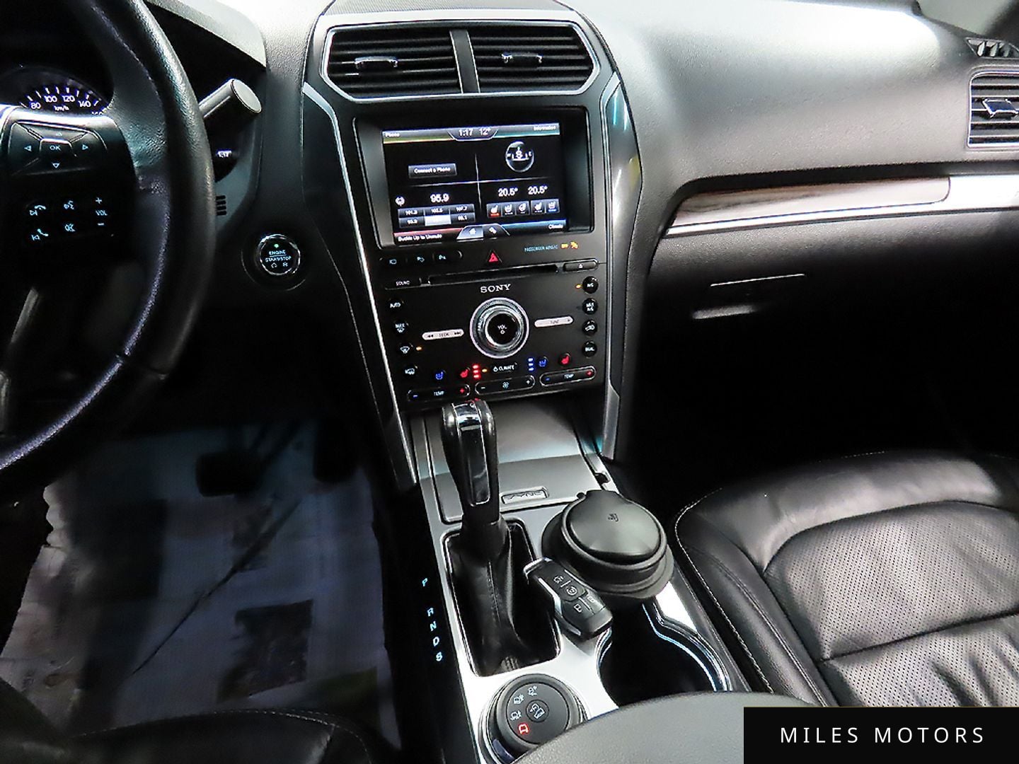 Ford Explorer 2016 — миниатюра 10