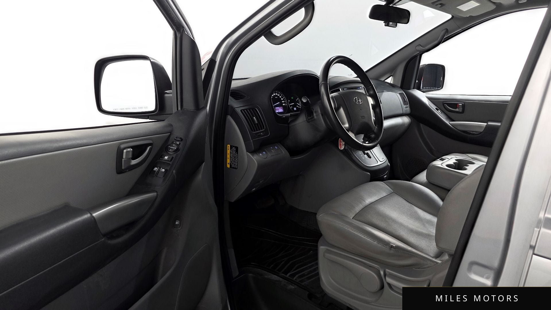 Hyundai Starex 2021 — миниатюра 10