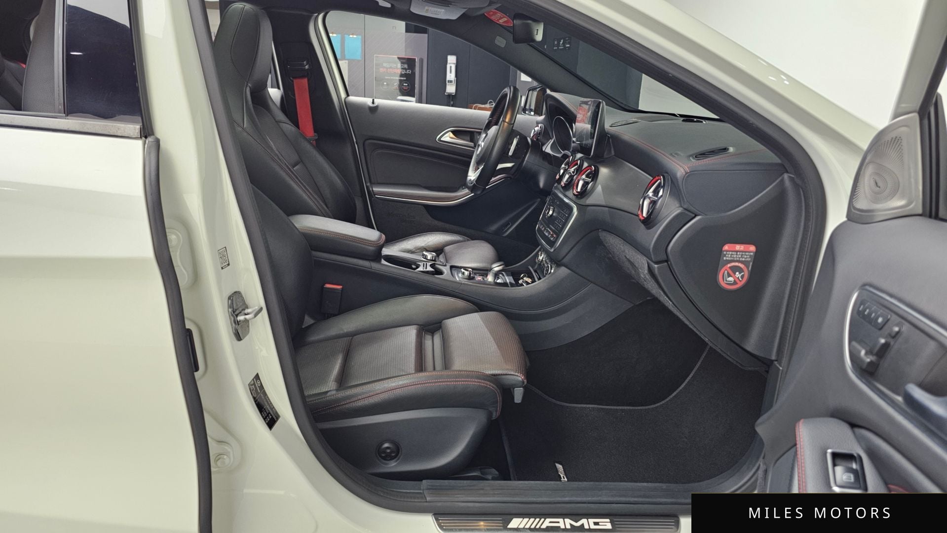 Mercedes-Benz GLA-Class X156 2017 — миниатюра 11