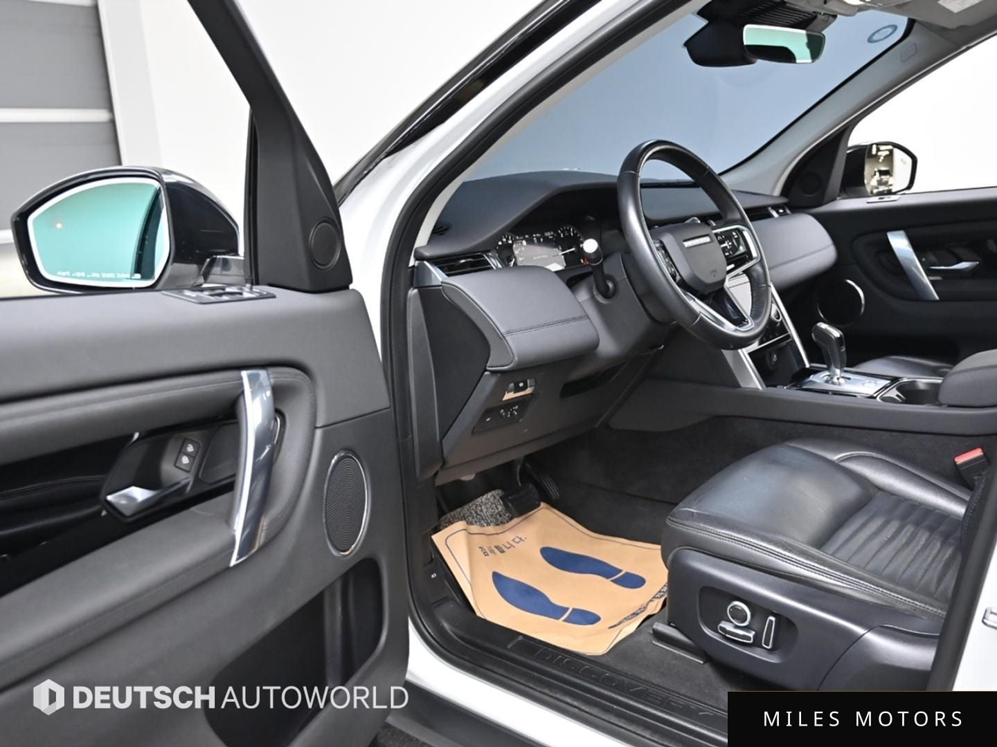 Land Rover Discovery Sport 2021 — миниатюра 11