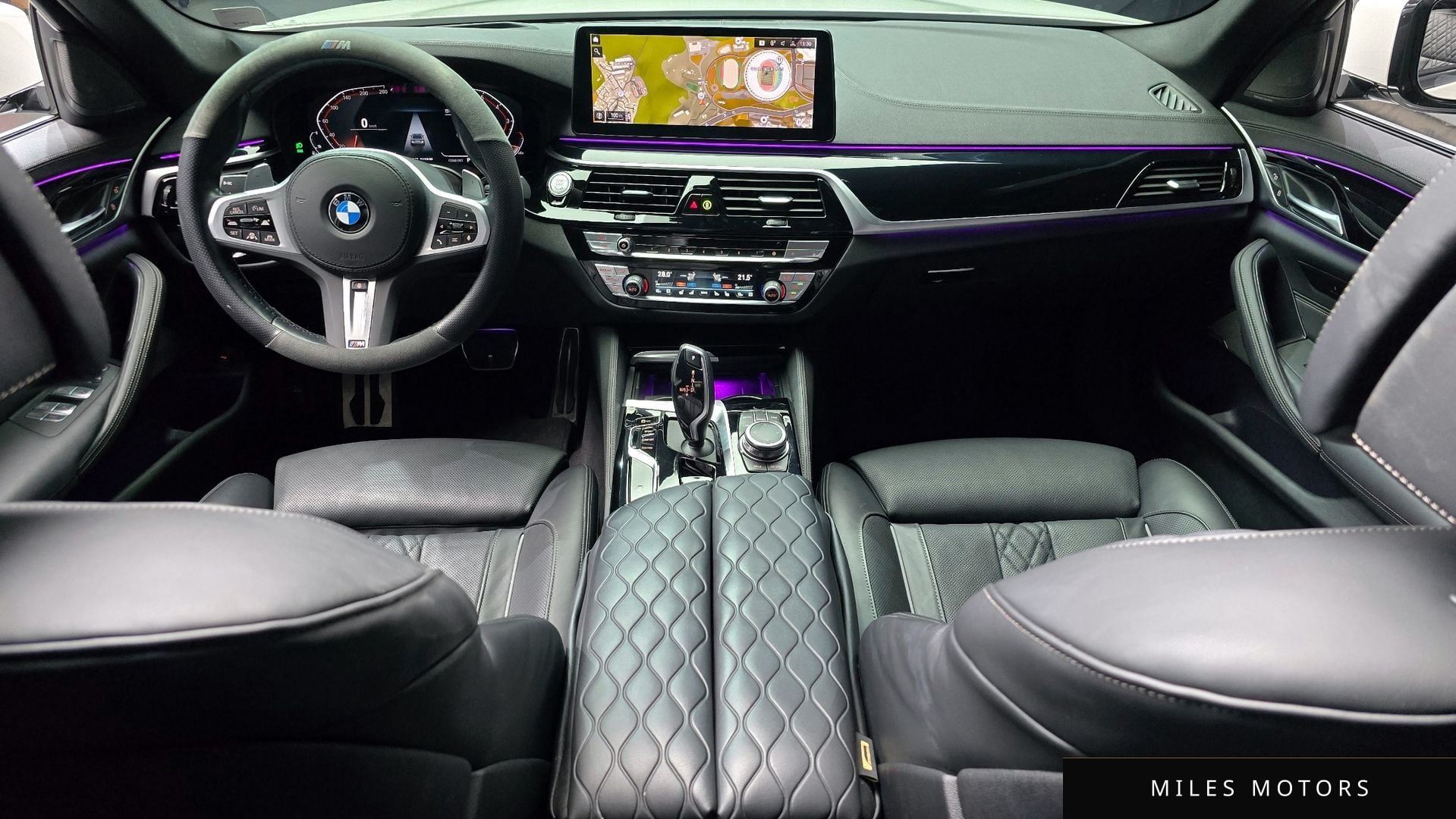 BMW 5 Series (G30) 2022 — миниатюра 7