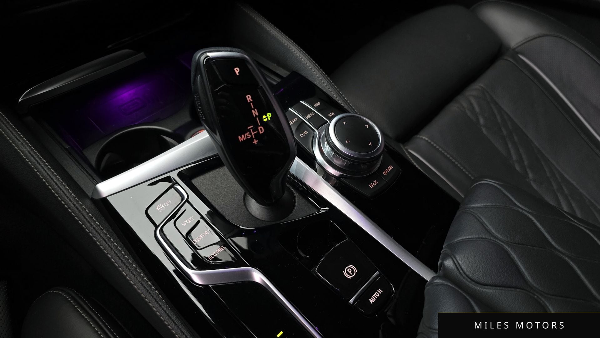 BMW 5 Series (G30) 2022 — миниатюра 9