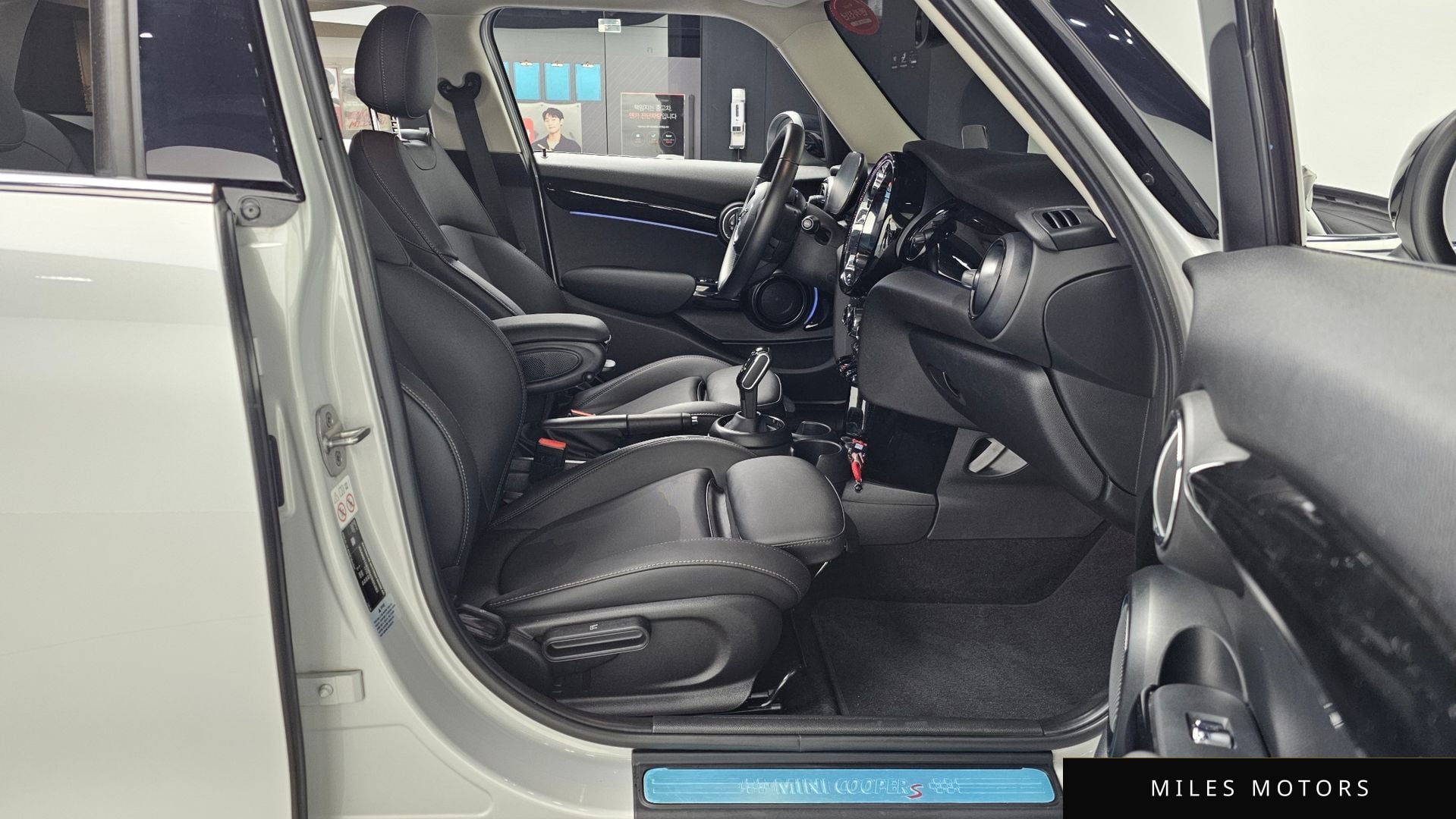 MINI Cooper S 2022 — миниатюра 11