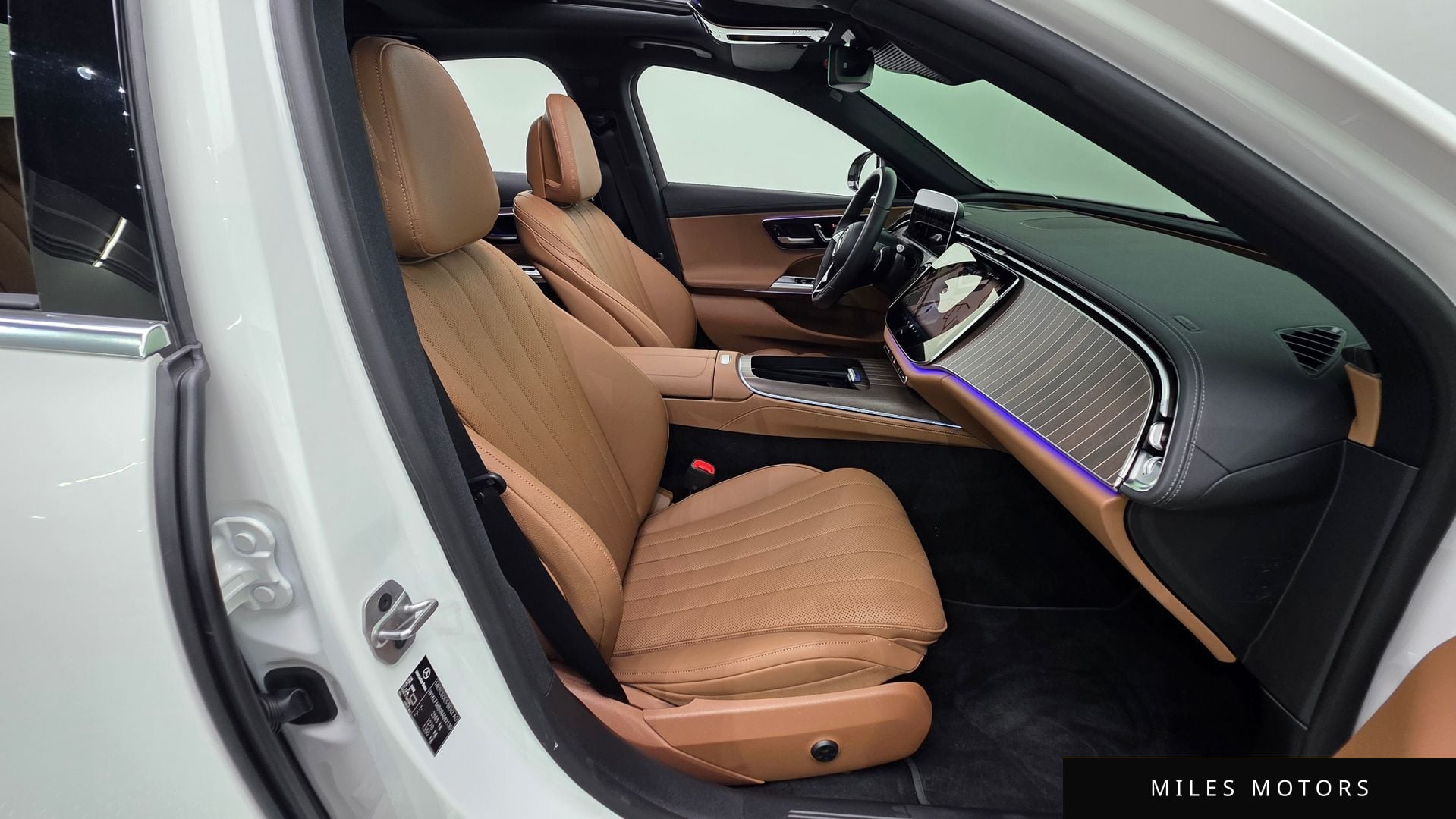 Mercedes-Benz E-Class W214 2024 — миниатюра 10