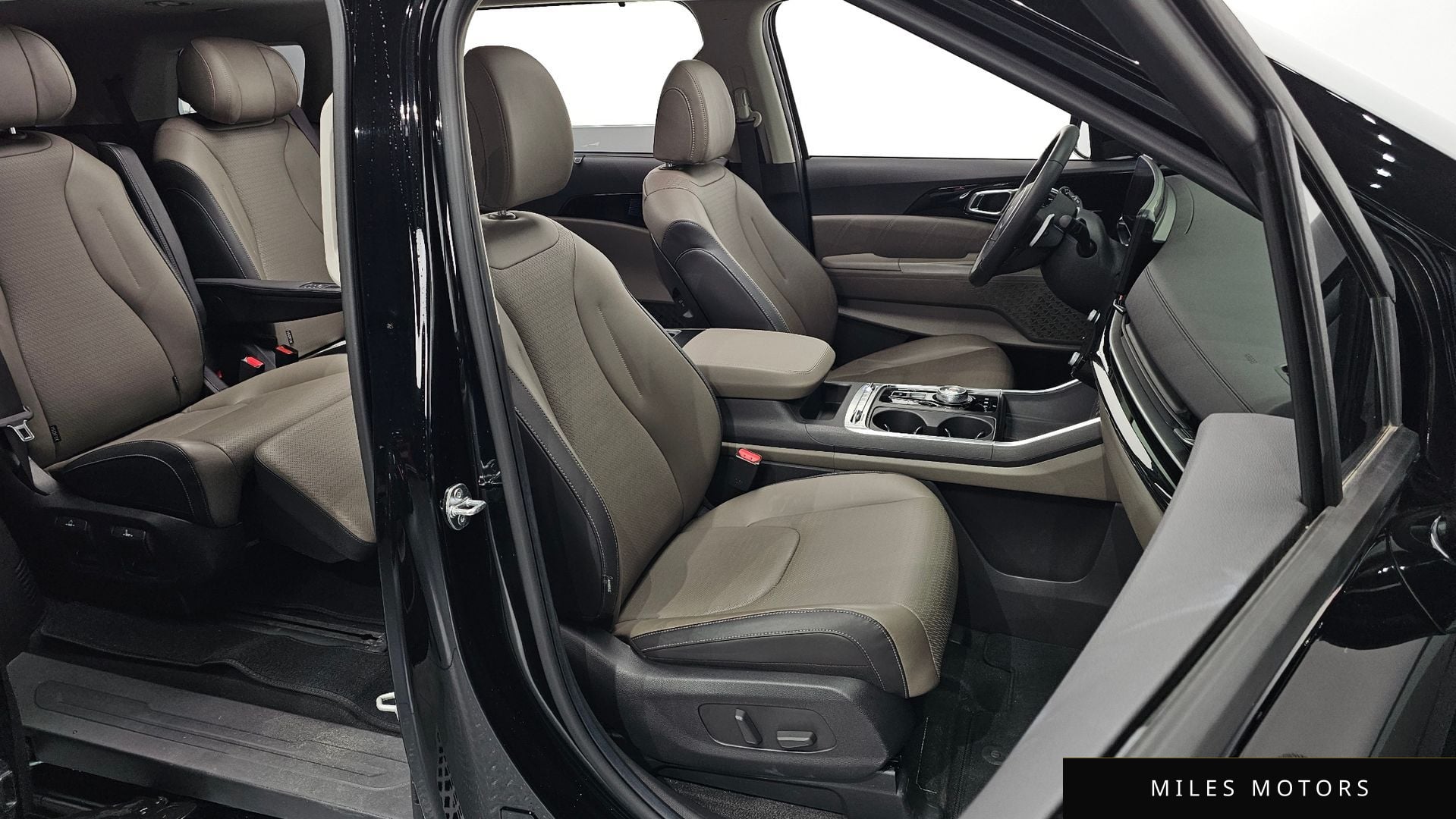 Kia Canival 2024 — миниатюра 10