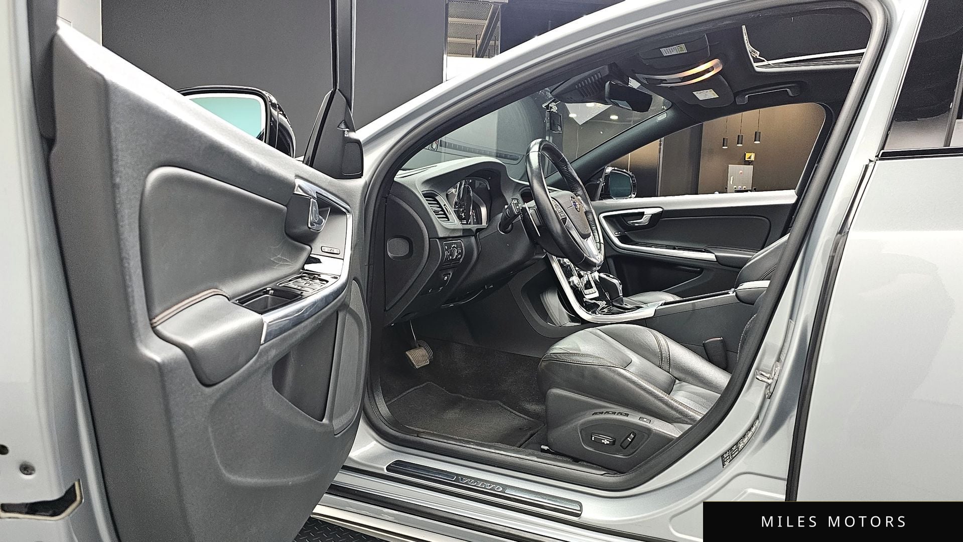 Volvo V60 2016 — миниатюра 10