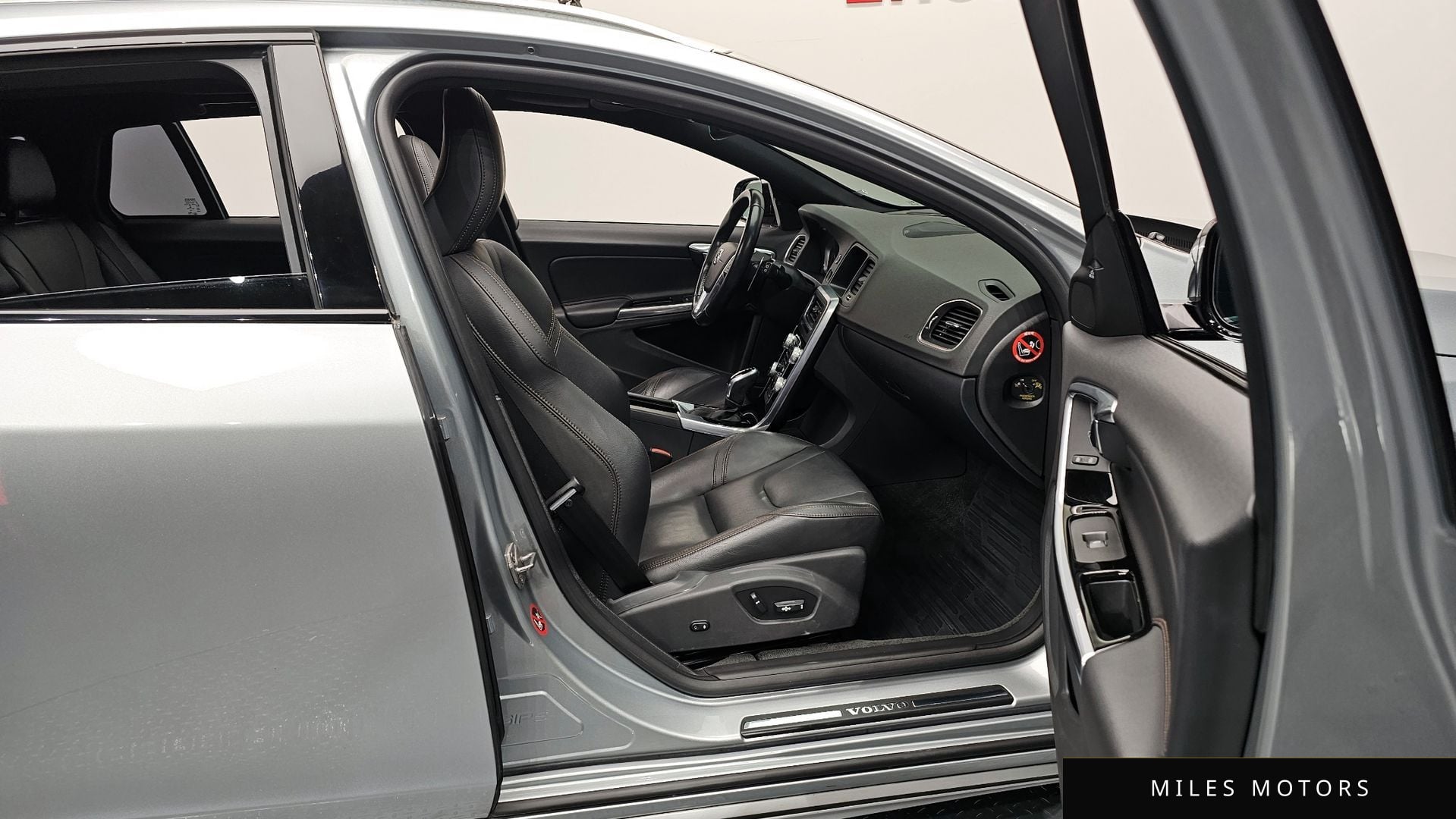 Volvo V60 2016 — миниатюра 11