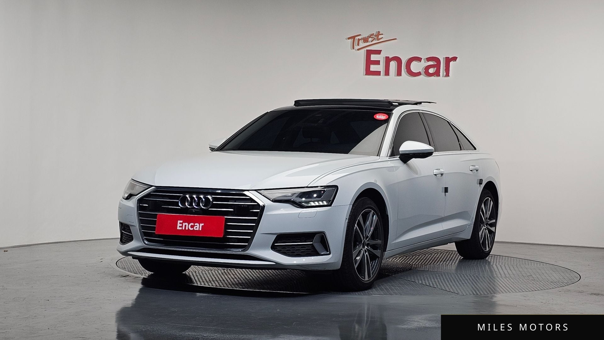 Audi A6 (C8) 2023 — фото 1 из 12
