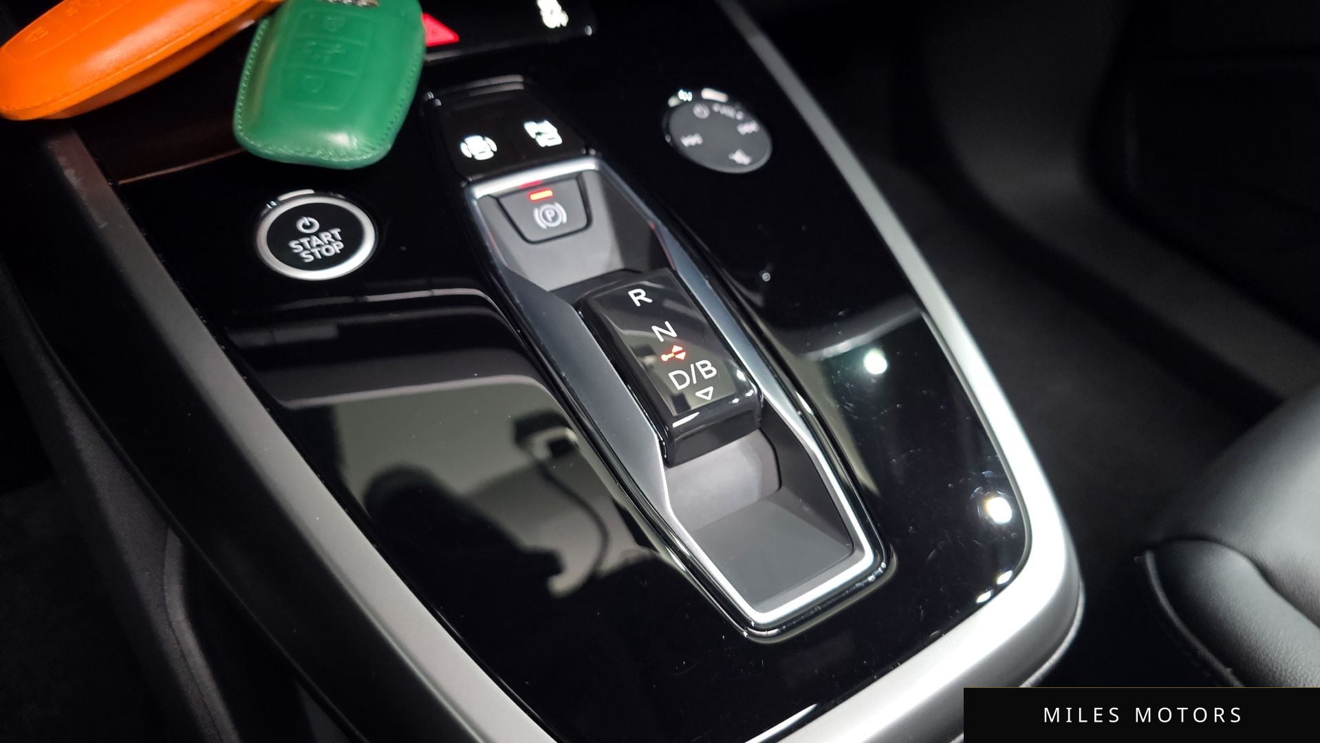 Audi Q4 e-tron 2022 — миниатюра 9