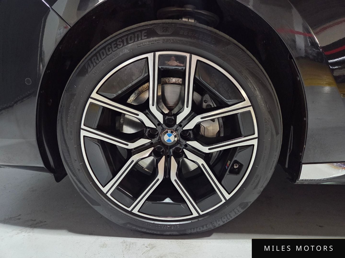 BMW 7 Series (G70) 2024 — миниатюра 5