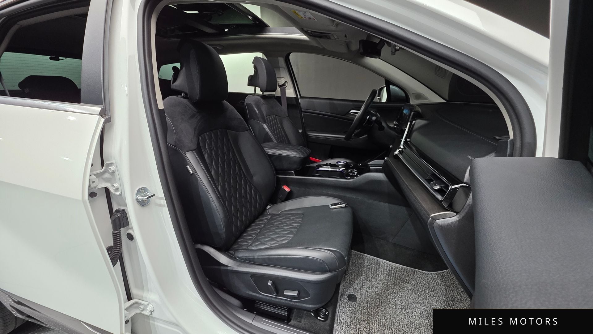 Kia Sportage 2022 — миниатюра 10