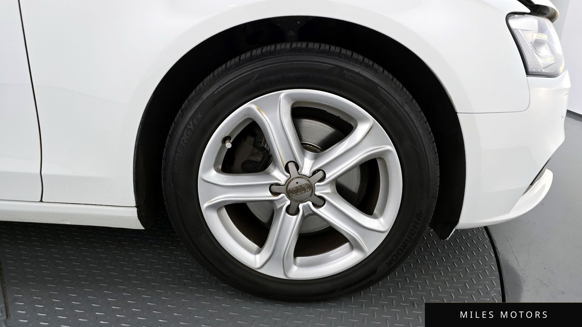 Audi A4 2015 — миниатюра 5