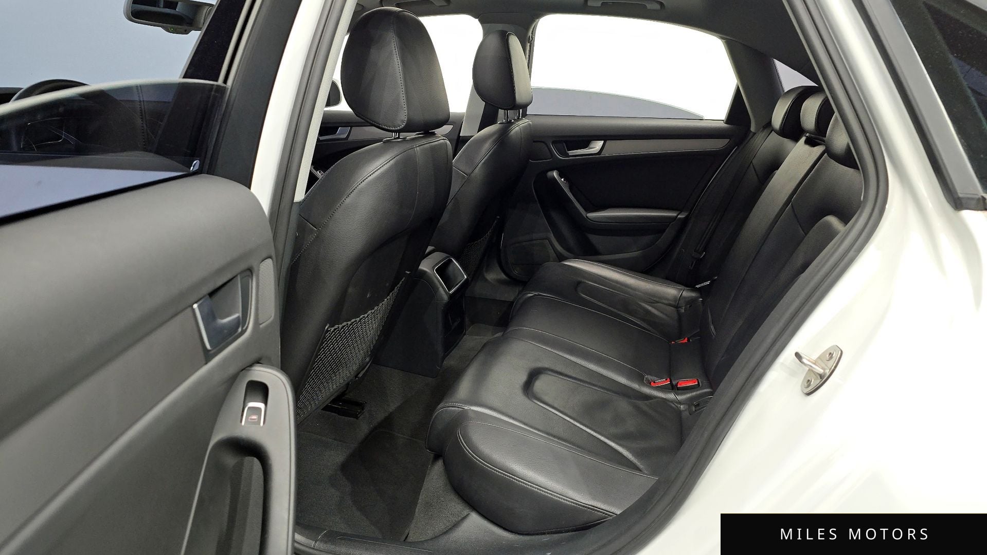 Audi A4 2015 — миниатюра 12